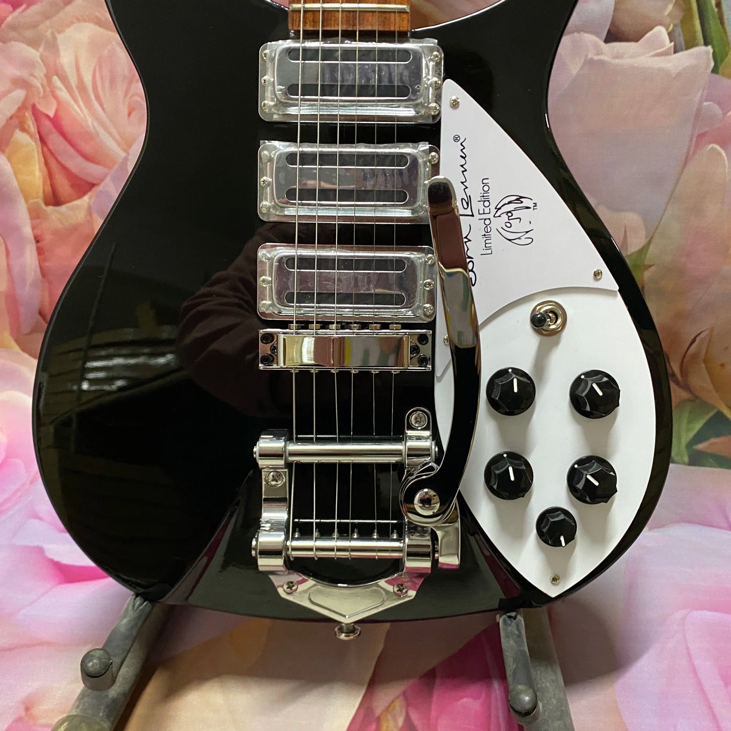 VICERS JAZZ Electric Guitar chrome-plated hardware 21 frets rosewood fingerboard with 6 strings