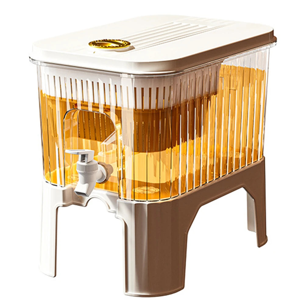 4.5L Cold Water Pitcher Large Capacity Portable Jug Beverage Gallon Juice Jug Cold Kettle with Faucet for Parties and Daily Use