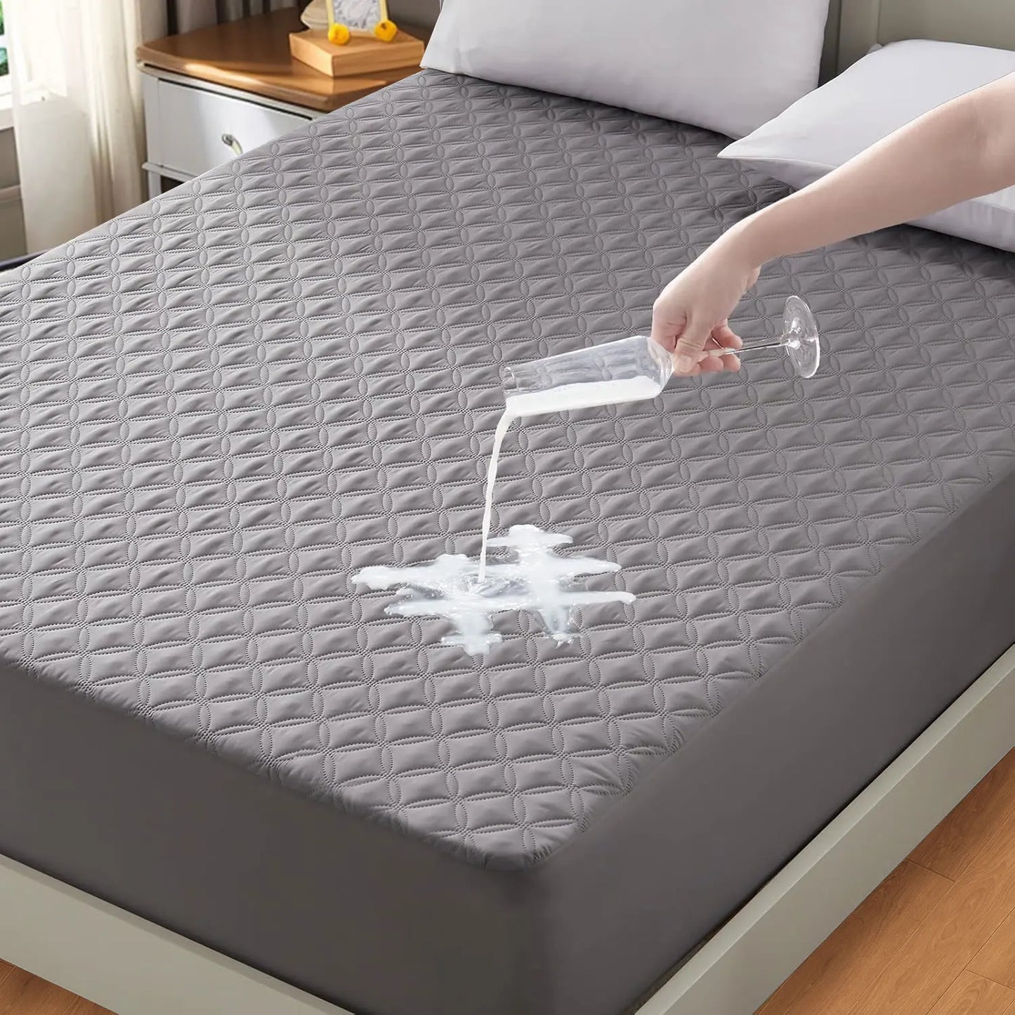 Waterproof Mattress Protector, Noiseless Mattress Pad with Deep Pocket, Soft Breathable Dirt-Proof Bed Mattress Cover Washable - TrendForce25